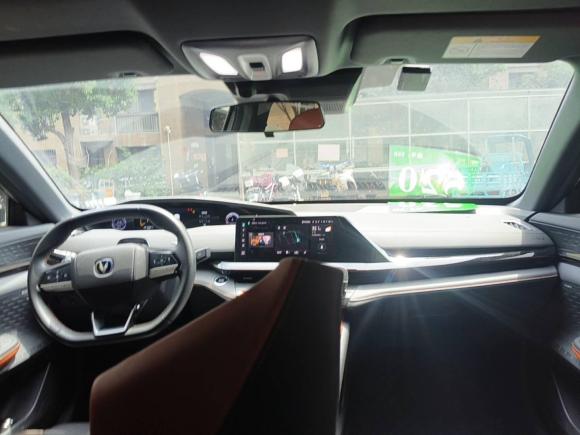 [杭州·浙B] 二手长安长安UNI-V2022款 1.5T 尊贵型