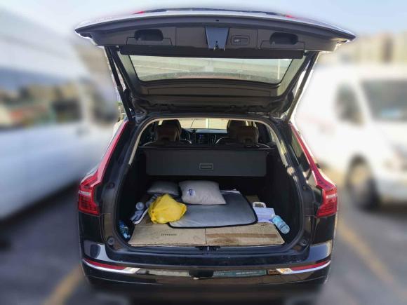 [广州·粤R] 二手沃尔沃沃尔沃XC602019款 T5 四驱智逸版 国VI