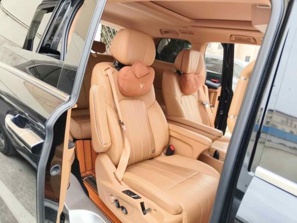 [上海·沪A] 二手岚图汽车岚图梦想家2022款 0碳版 想+智驾续航包 605km