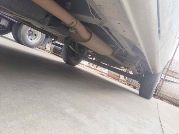 [嘉兴·浙F] 二手大通新途V802019款 2.5T经典款6挡手动厢式货车VAN短轴中顶2/3座