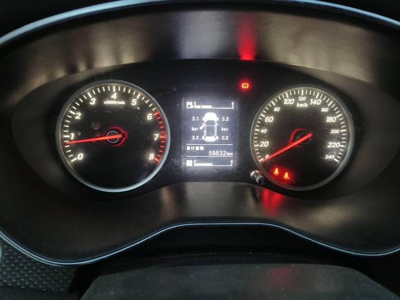 [青岛·鲁B] 二手宝骏宝骏7302019款 1.5L 手动时尚型 7座 国V