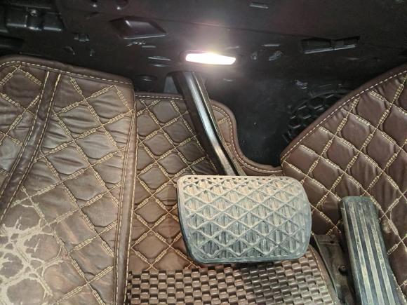 [常州·苏D] 二手奔驰奔驰E级2016款 E 300 L 运动时尚型