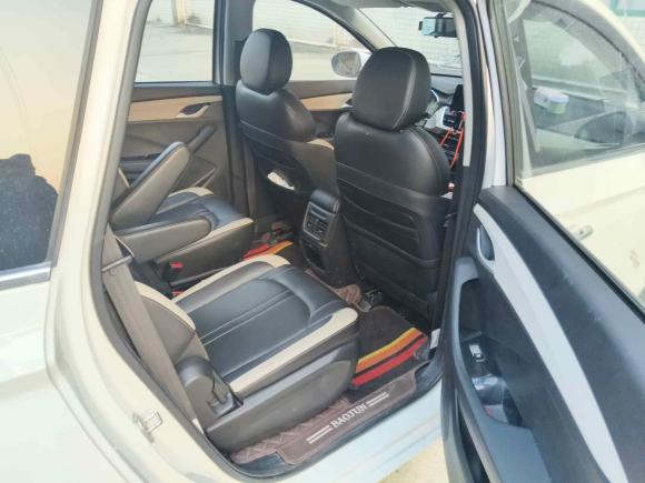 [南通·苏G] 二手宝骏宝骏3602019款 1.5L CVT豪华型 国VI