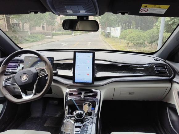 [苏州·苏E] 二手比亚迪秦PLUS2021款 DM-i 55KM 尊贵型