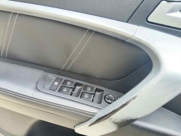 [杭州·浙A] 二手吉利汽车帝豪2016款 三厢 1.3T CVT向上版