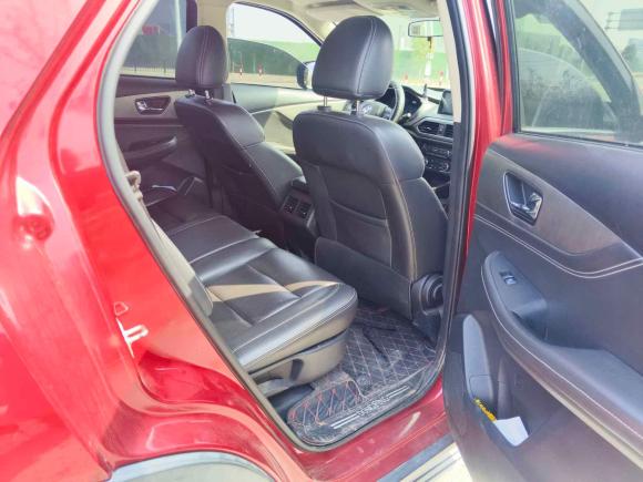 [上海·皖D] 二手东风风光风光S5602018款 1.8L 手动舒适型 7座