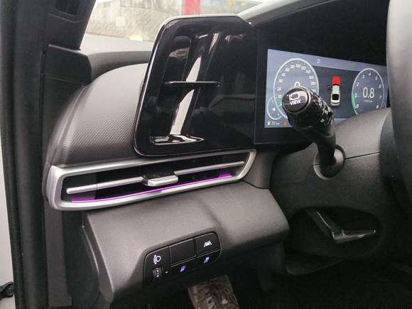 [成都·川A] 二手现代伊兰特2022款 1.5L CVT 20周年纪念款