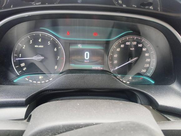 [上海·鲁H] 二手别克英朗2015款 15N 手动精英型