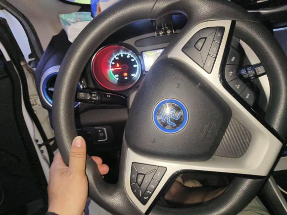 [上海·沪B] 二手比亚迪元新能源2018款 EV360 智联炫酷型