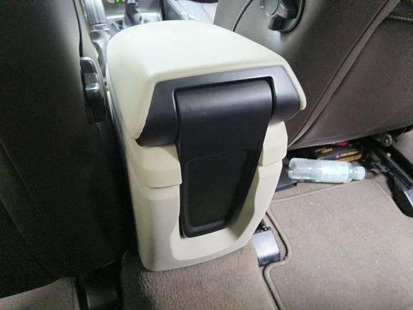 [武汉·鄂A] 二手沃尔沃沃尔沃V402016款 T3 智逸版