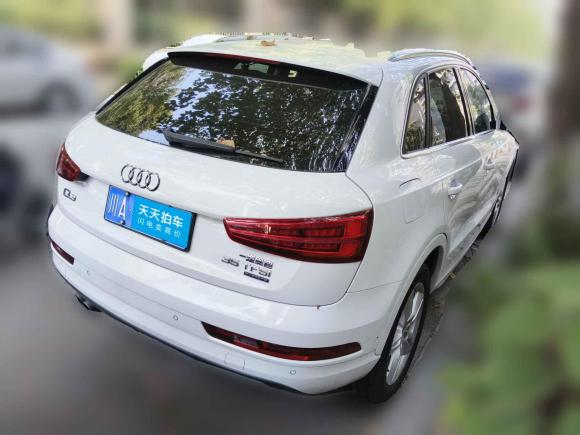 [成都·川A] 二手奥迪奥迪Q32017款 35 TFSI quattro 全时四驱风尚型