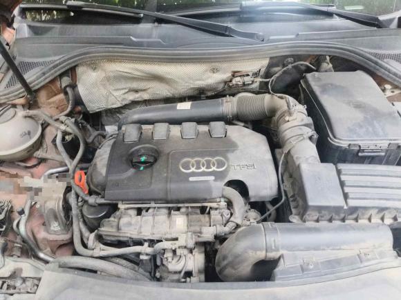 [金华·浙G] 二手奥迪奥迪Q32013款 35 TFSI 舒适型