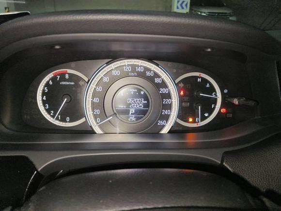 [金华·浙G] 二手本田雅阁2016款 2.0L 精英版