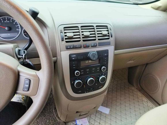 [无锡·苏B] 二手别克别克GL82014款 2.4L 经典版