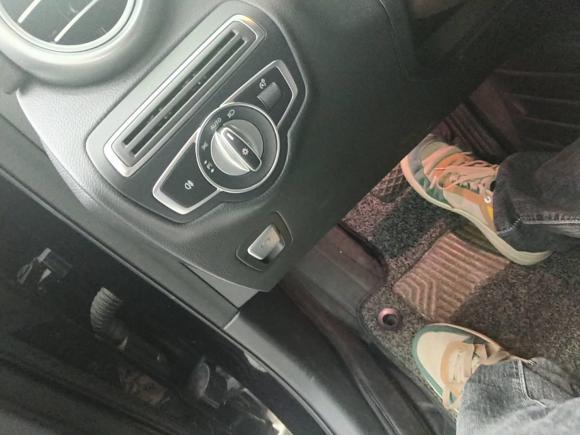 [上海·沪F] 二手奔驰奔驰GLC2020款 改款 GLC 300 L 4MATIC 动感型