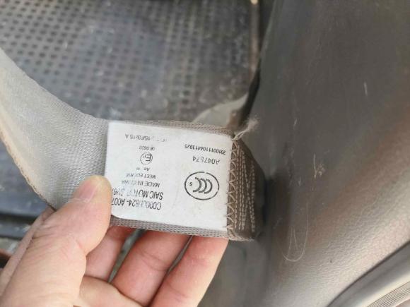 [义乌·浙G] 二手大通新途V802015款 2.5T 手动傲运通版短轴中顶