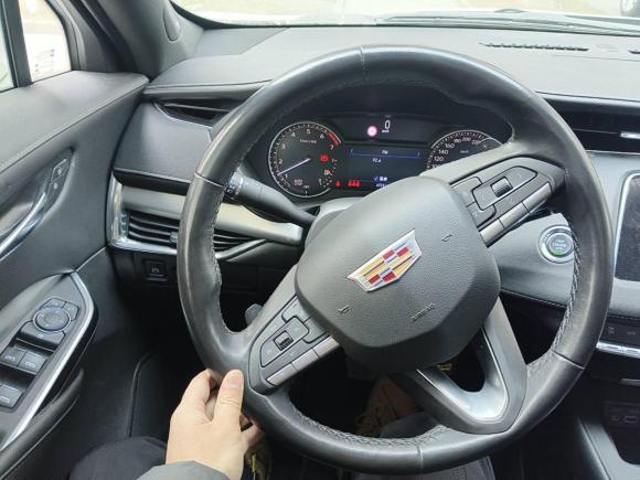 [南通·苏F] 二手凯迪拉克凯迪拉克XT42020款 28T 两驱领先型