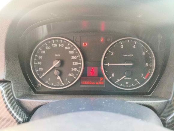 [青岛·鲁B] 二手宝马宝马3系2012款 320i 时尚型