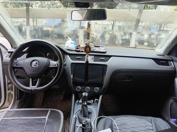 [武汉·鄂A] 二手斯柯达明锐2017款 经典款 1.6L 自动舒适版