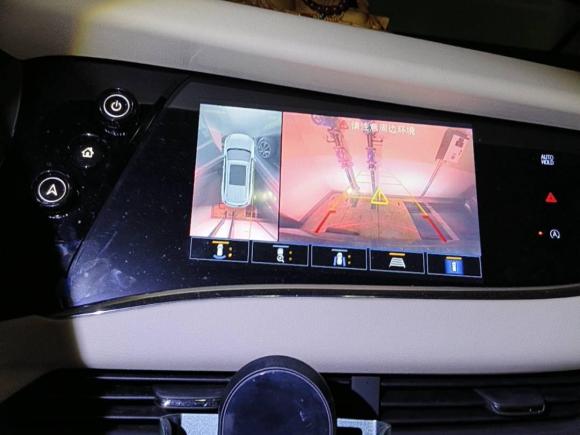 [上海·沪B] 二手别克昂科旗2022款 652T 四驱Avenir艾维亚 6座