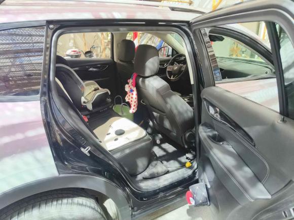 [上海·苏U] 二手别克昂科威Plus2022款 昂科威Plus 652T 五座四驱豪华型