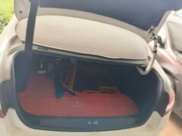 [深圳·贵A] 二手标致标致4082014款 1.8L 自动豪华版