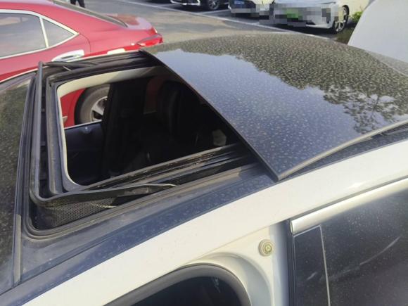 [常州·苏D] 二手奔驰奔驰C级2015款 C 200 L 4MATIC 运动版