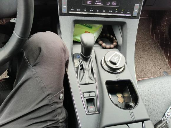 [杭州·浙A] 二手丰田亚洲龙2019款 2.0L 豪华版 国VI