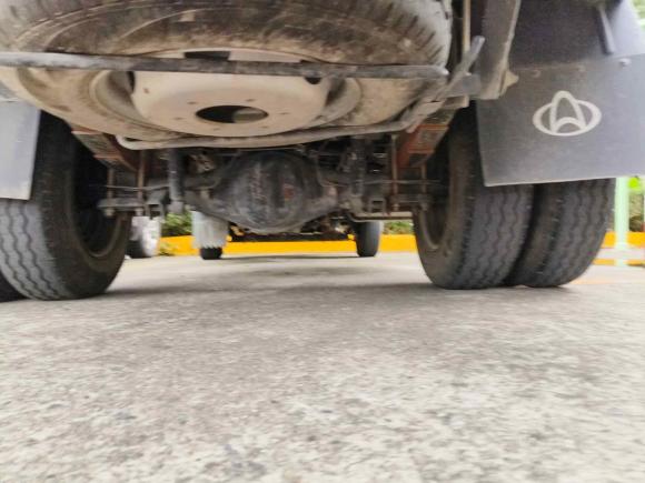 [上海·苏U] 二手长安跨越跨越者D52021款 1.6L标准版单排栏板双后轮3400mm货箱DAM16KL