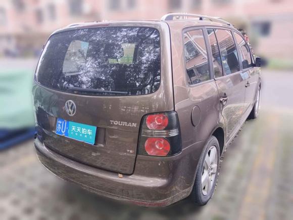 [苏州·苏U] 二手大众途安2013款 1.4T DSG舒适版5座