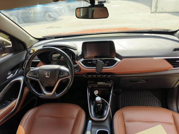 [深圳·赣A] 二手宝骏宝骏5102017款 1.5L 手动豪华型