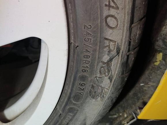 [成都·新A] 二手福特福克斯2013款 2.0T ST 橙色版