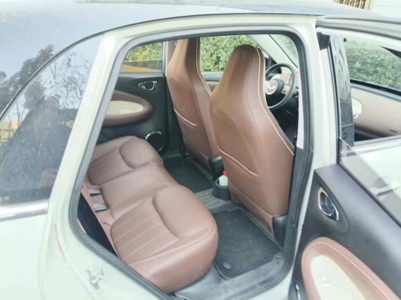 [上海·沪A] 二手五菱汽车五菱缤果2023款 333km 灵犀互联款