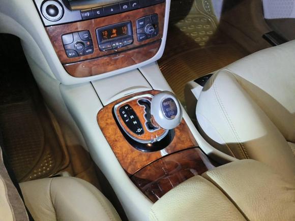 [上海·沪D] 二手奔驰奔驰S级2004款 S 280