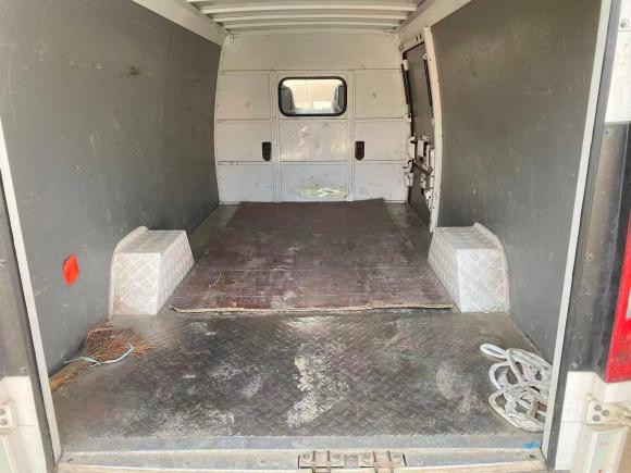 [合肥·皖A] 二手福田智蓝精灵E72023款 纯电动厢式运输车 平顶2座 宁德时代46.36kWh