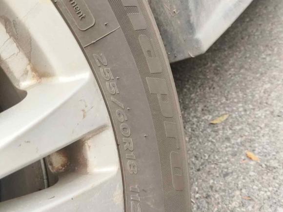 [杭州·浙A] 二手双龙雷斯特2011款 2.7T 四驱豪华导航版