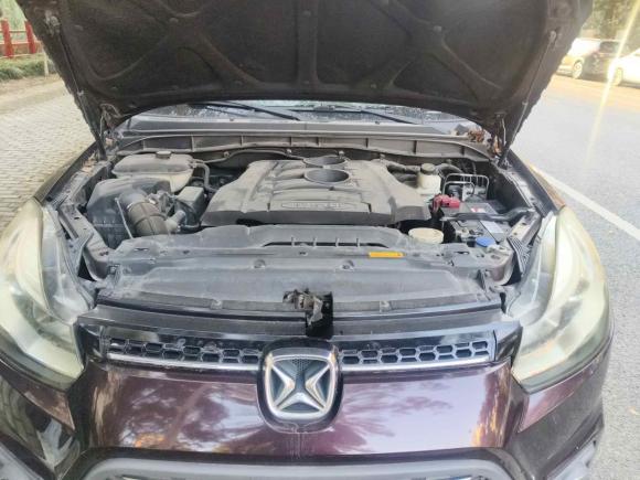 [上海·苏F] 二手江铃驭胜S3502016款 2.0T 自动四驱汽油超豪华版5座