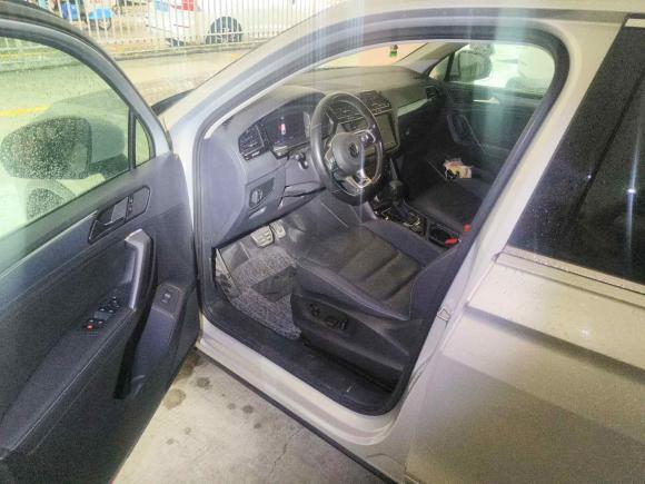 [佛山·粤E] 二手大众途观L2021款 380TSI 自动四驱R-Line越享版7座