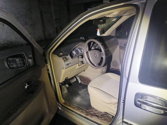 [南通·苏F] 二手别克别克GL82014款 2.4L 经典版