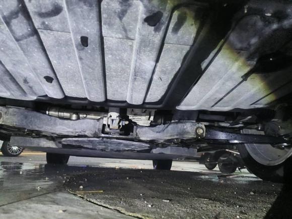 [宁波·浙B] 二手北京汽车北京EU52018款 R500 智风版