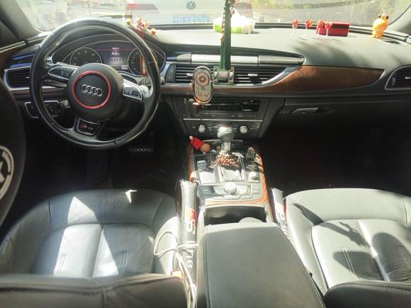 [无锡·苏B] 二手奥迪奥迪A6L2018款 30周年年型 35 TFSI 运动型