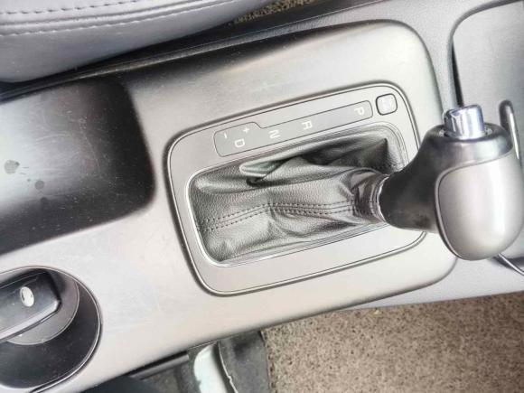 [武汉·鄂A] 二手起亚起亚K32013款 1.6L 自动GLS