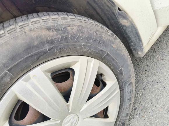 [成都·川A] 二手大众捷达2015款 质惠版 1.4L 手动时尚型