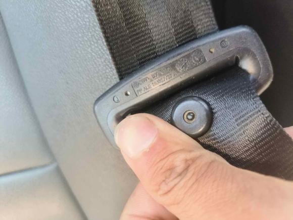 [济南·鲁S] 二手奥迪奥迪A4L2015款 35 TFSI 自动标准型