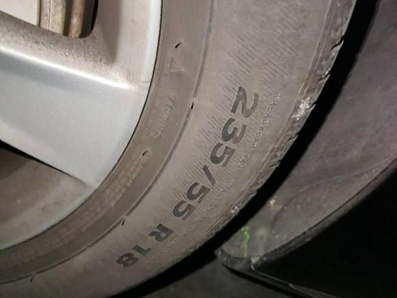 [南京·苏A] 二手奥迪奥迪A82013款 A8L 45 TFSI quattro舒适型