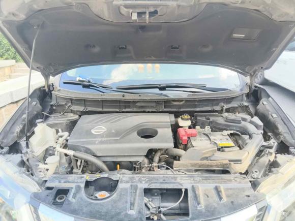 [青岛·鲁B] 二手日产奇骏2017款 2.0L CVT舒适版 2WD