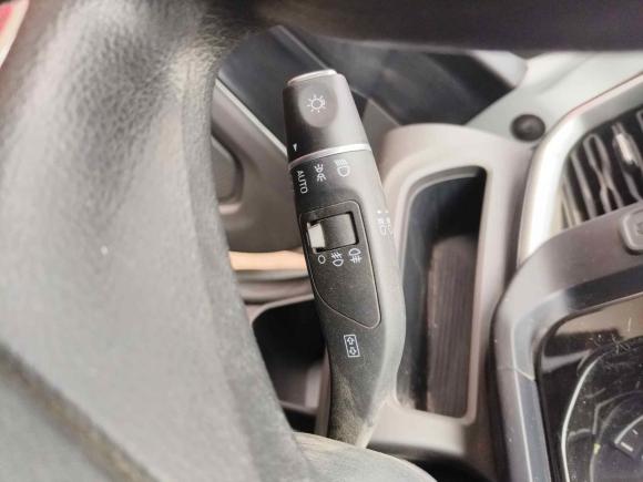 [武汉·鄂B] 二手福特全顺2023款 2.0T柴油自动多功能商用车短轴低顶5/6座