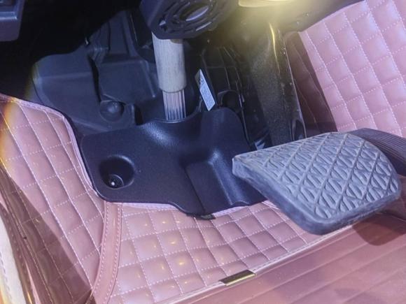 [深圳·粤B] 二手奔驰奔驰A级2019款 A 200 L 运动轿车先行特别版