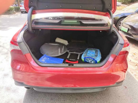 [上海·沪D] 二手丰田凯美瑞2018款 双擎 2.5HG 豪华版