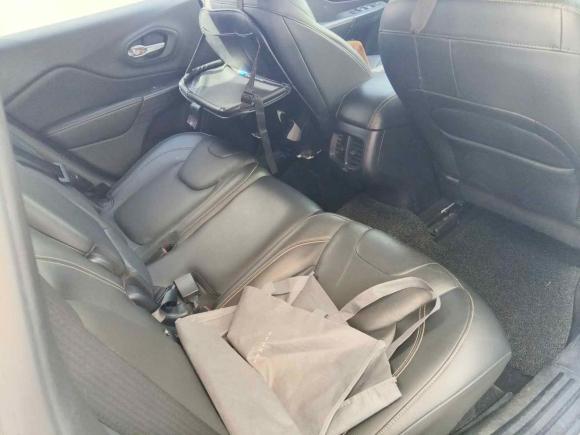 [上海·蒙A] 二手Jeep自由光2016款 2.0L 优越版